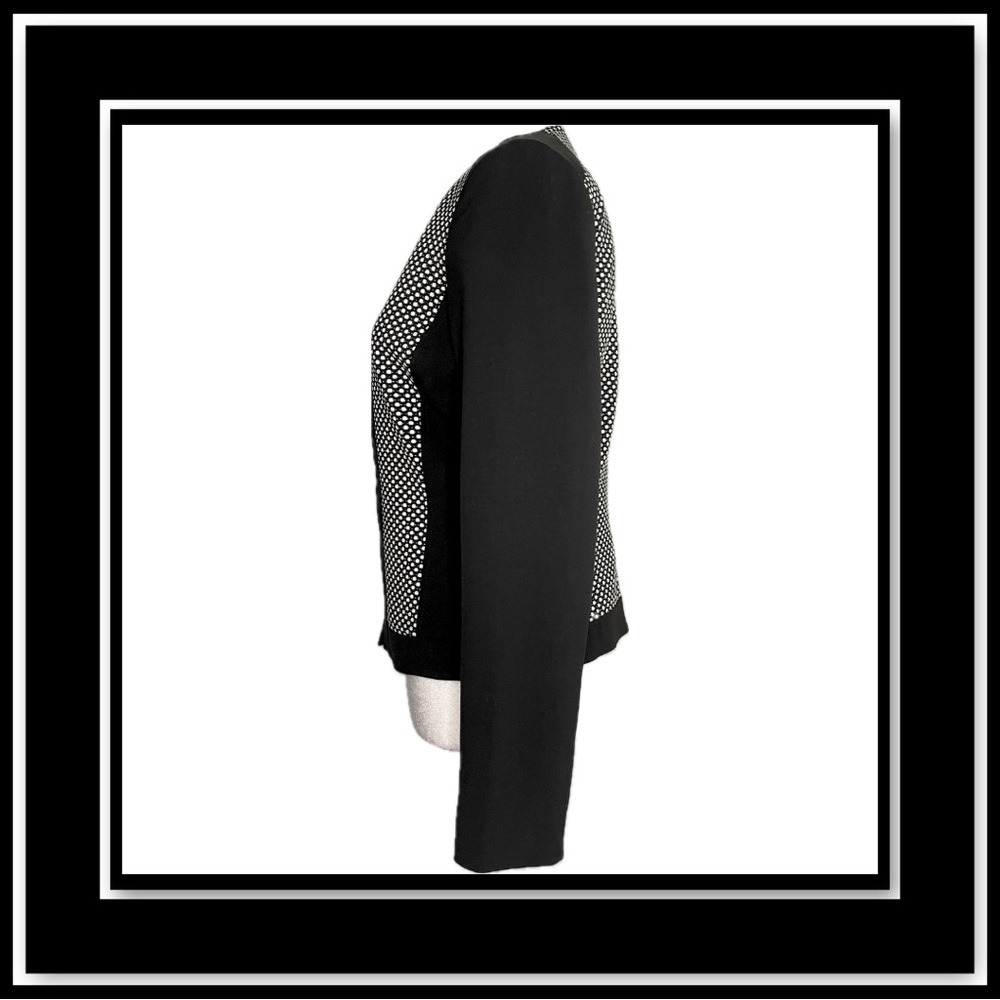 Tahari Arthur S. Levine Full Zip Jacket, size 2 - Picture 4 of 4
